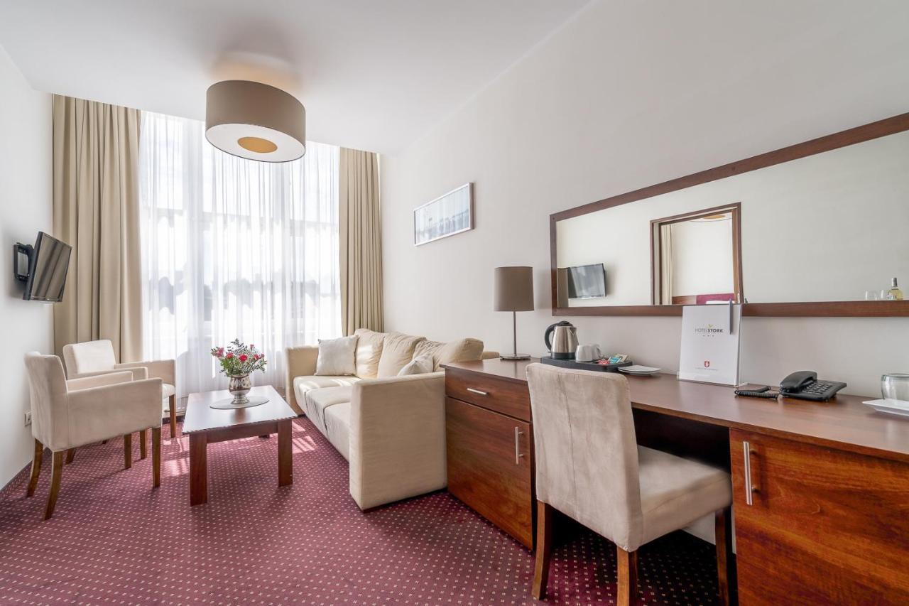 Hotel Stork Бродниця Екстер'єр фото
